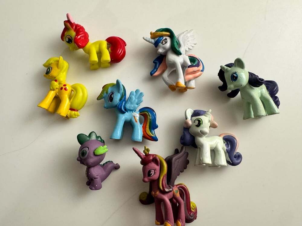 Hasbro My Little Pony Mini Figures Lot Of 8 Characters